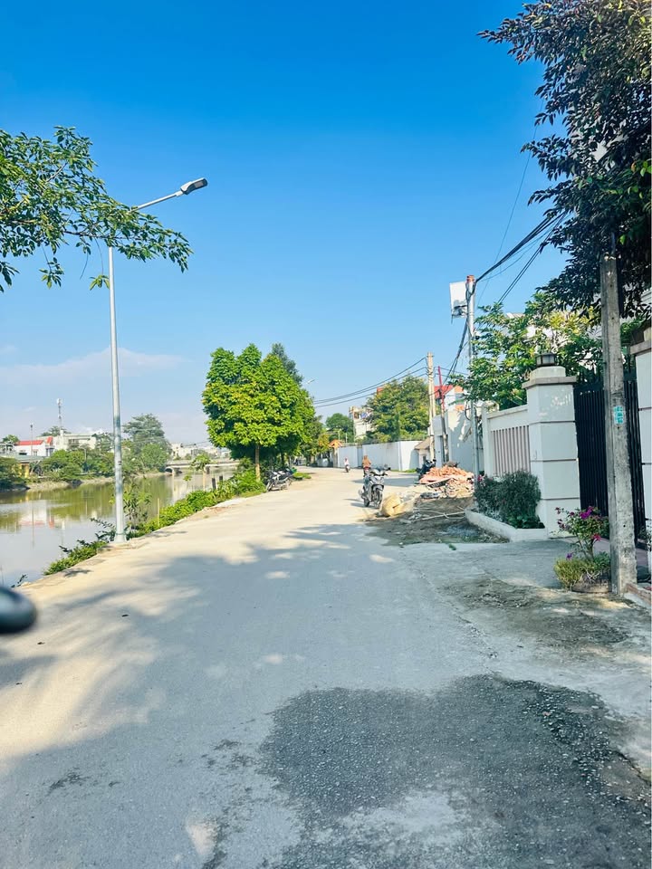 Đất nền Dã Tượng, Quảng Phú 180m² giá 1 tỷ - Tiềm năng sinh lời cao!