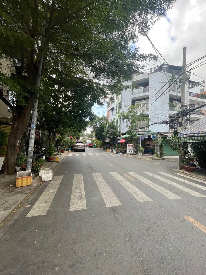 Nhà mặt tiền Đường Số 2, Quận 7, 158m² giá 24 tỷ - Vị trí đẹp, kinh doanh thuận lợi!