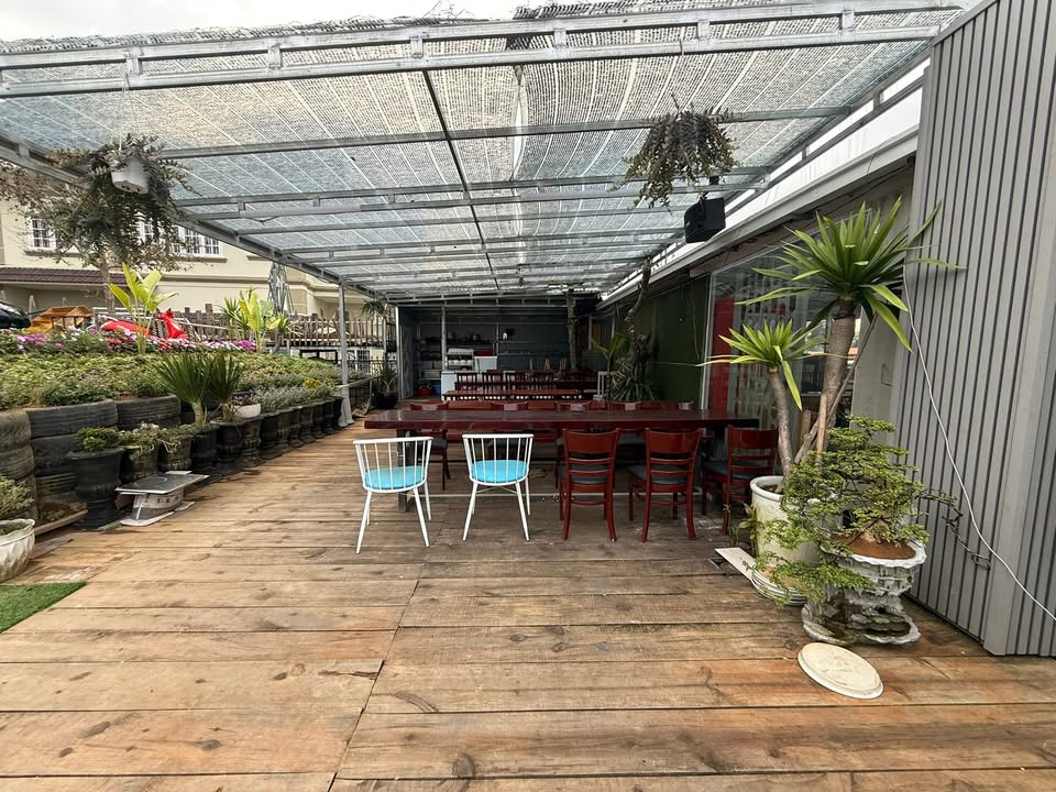 Cho thuê mặt bằng mặt tiền trung tâm Đà Lạt 350m² giá 40 triệu - Không thể bỏ lỡ!