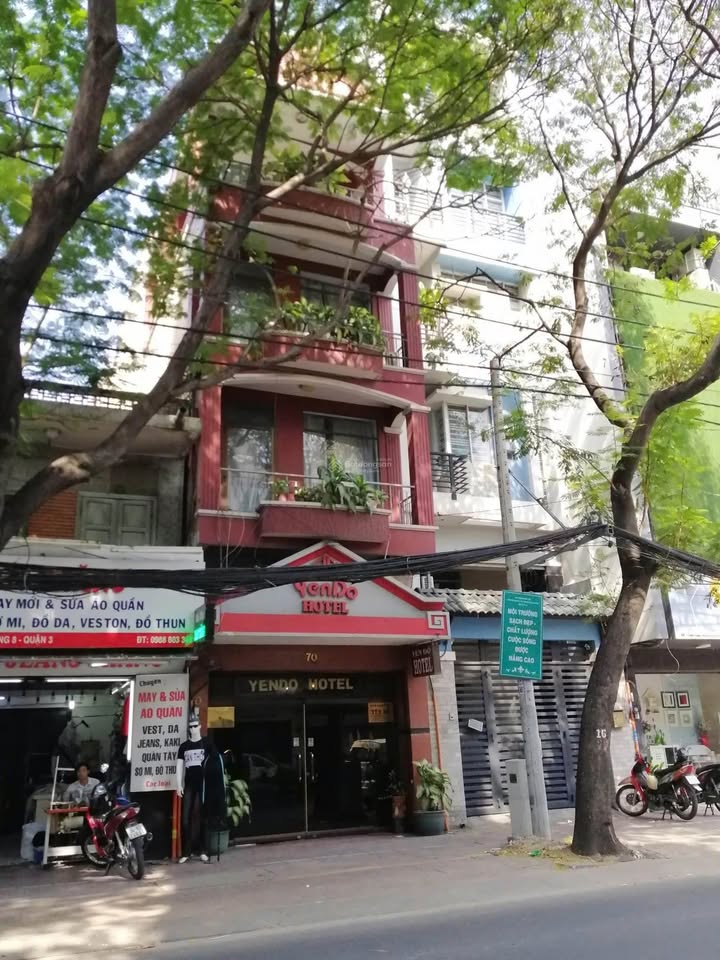 Nhà mặt tiền 4 tầng Lý Chính Thắng, 102m² giá 34 tỷ - Vị trí đắc địa, kinh doanh thuận lợi!