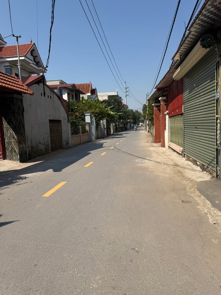 Đất nền 120m² đường Vân Nam, huyện Phúc Thọ - Giá chỉ 2 tỷ VND!