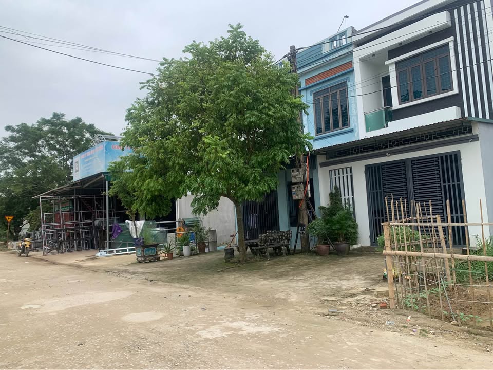 Đất nền Quảng Phú 100m² giá 1 tỷ - Cơ hội đầu tư hấp dẫn!