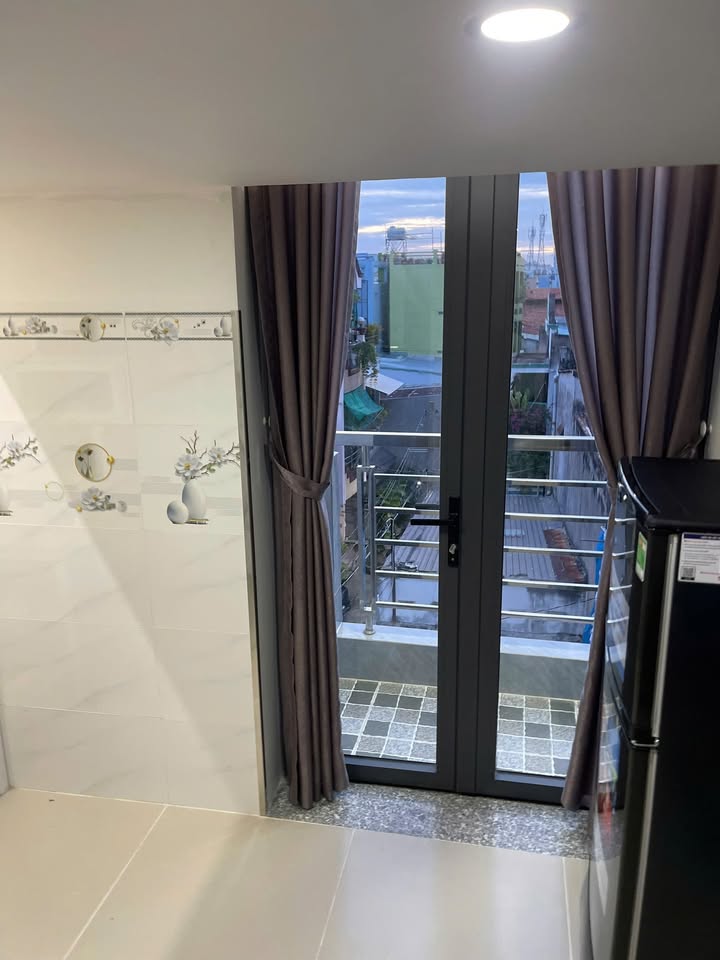 Phòng cho thuê Bùi Đình Túy, Bình Thạnh, 6 triệu/tháng - Full nội thất, ban công thoáng mát!