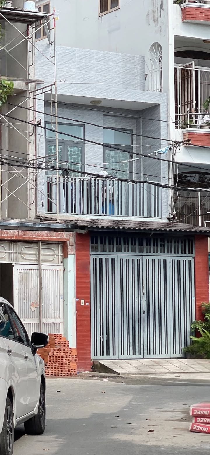 Nhà 2 mặt hẻm Kinh Dương Vương, Quận 6, 82m² giá 8.6 tỷ - Đẳng cấp sống an bình!