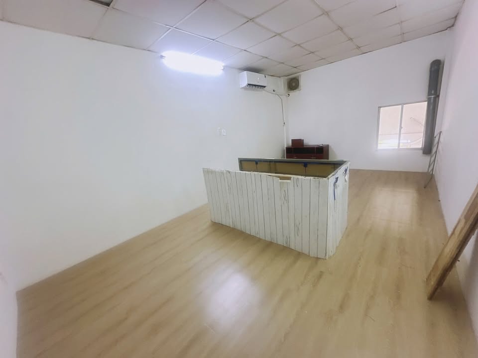 Căn hộ cho thuê tại 930 Trần Hưng Đạo, Quận 5, 50m² - Giá chỉ 9.5 triệu/tháng!