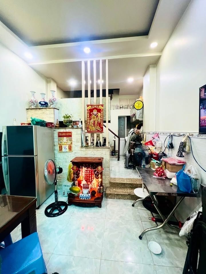 Nhà 1 sẹc Sư Vạn Hạnh, Quận 5, 32m² giá 4.7 tỷ - Khu dân trí cao, sẵn sàng vào ở!