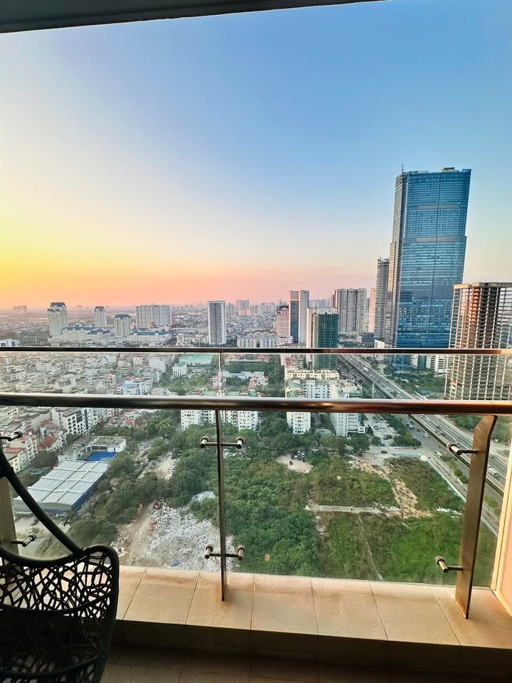 Căn hộ Vinhomes Westpoint 66m² giá 8 tỷ - Full nội thất, sổ đỏ chính chủ!