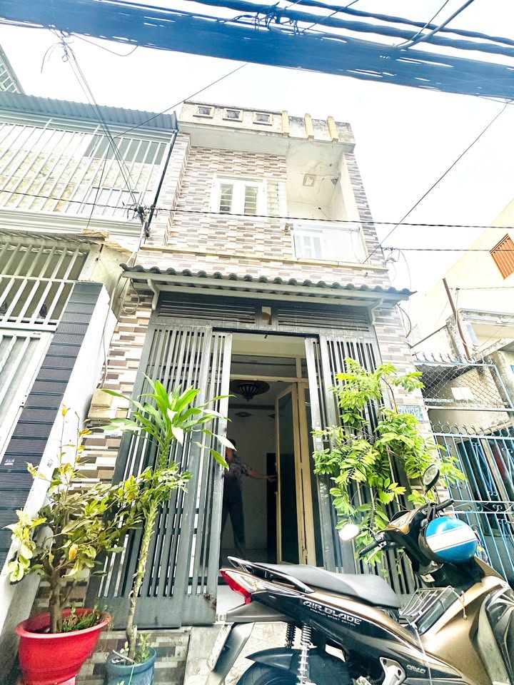 Nhà riêng 2 tầng đường Nguyễn Sỹ Sách, Tân Bình 31.3m² - Giá 3.45 tỷ thương lượng!