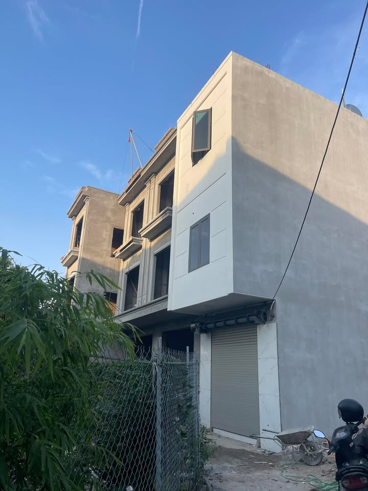 Nhà 3 tầng phường Trần Lãm, 43m² giá 2 tỷ - Tiện ích đầy đủ!