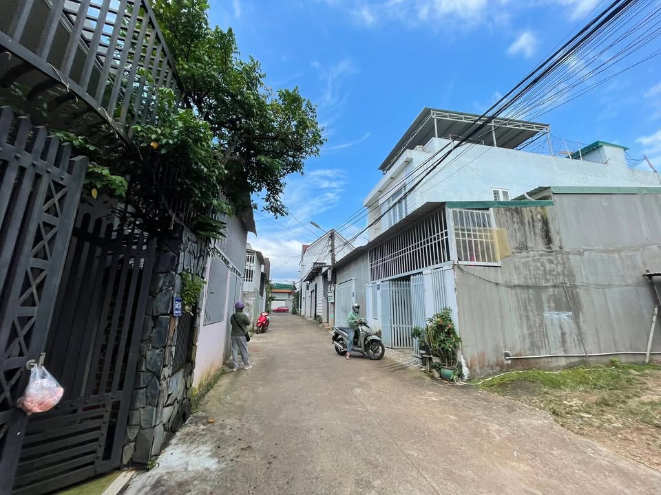 Nhà 1 Trệt 1 Lầu Hoàng Thế Thiện, Tân Lợi - 91.5m² giá 3.6 tỷ - Ô tô né nhau thoải mái!