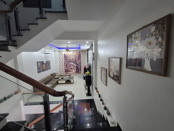 Nhà 4 tầng Hàng Cau, Đông Thọ, 60m² giá 7.8 tỷ - Vị trí trung tâm thuận lợi!