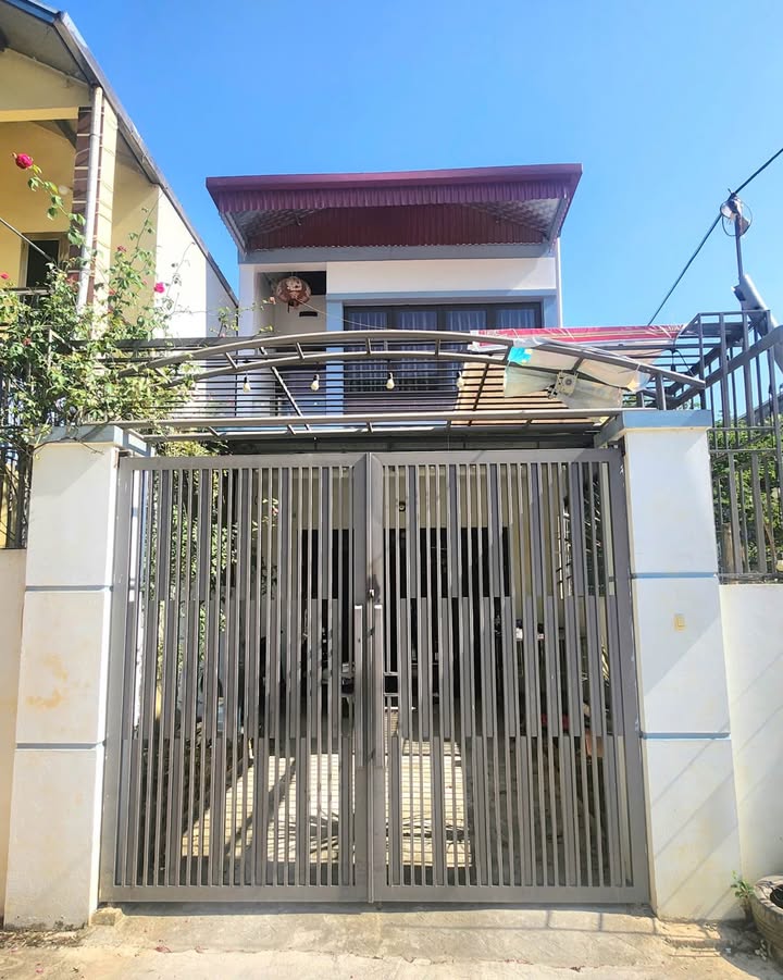 Nhà 2 tầng Chùa Hang Thái Nguyên 100m² giá 2.8 tỷ - Vị trí đắc địa, đầu tư hiệu quả!