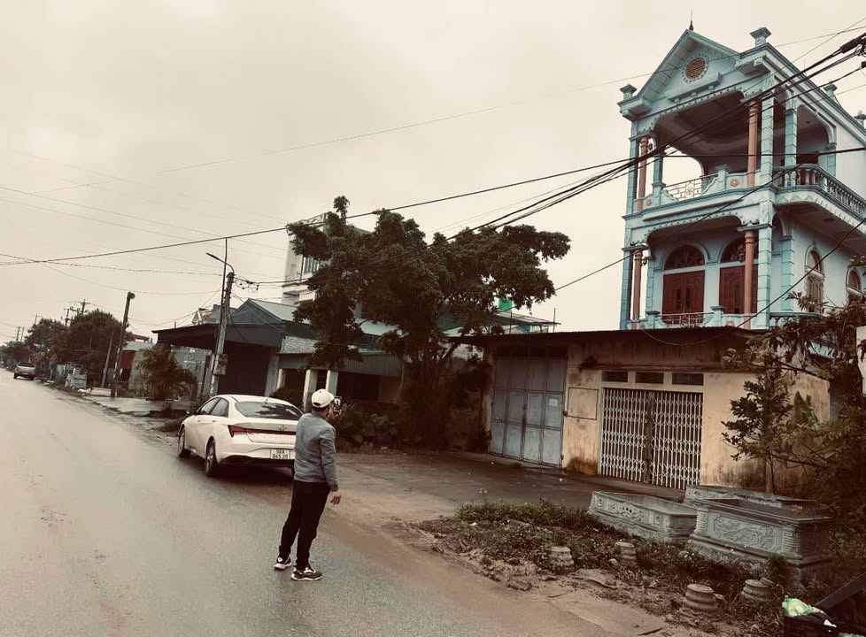 Đất kinh doanh mặt tiền đường DH 80, Phù Cừ 100m² chỉ 2 tỷ - Cơ hội đầu tư tuyệt vời!