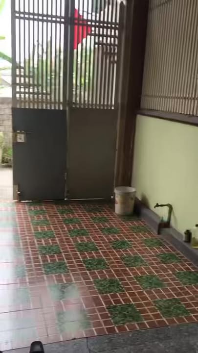 Nhà nguyên căn 3 tầng đường Nguyễn Sư Hồi, Vinh 5 triệu/tháng - Sạch sẽ thoáng mát!