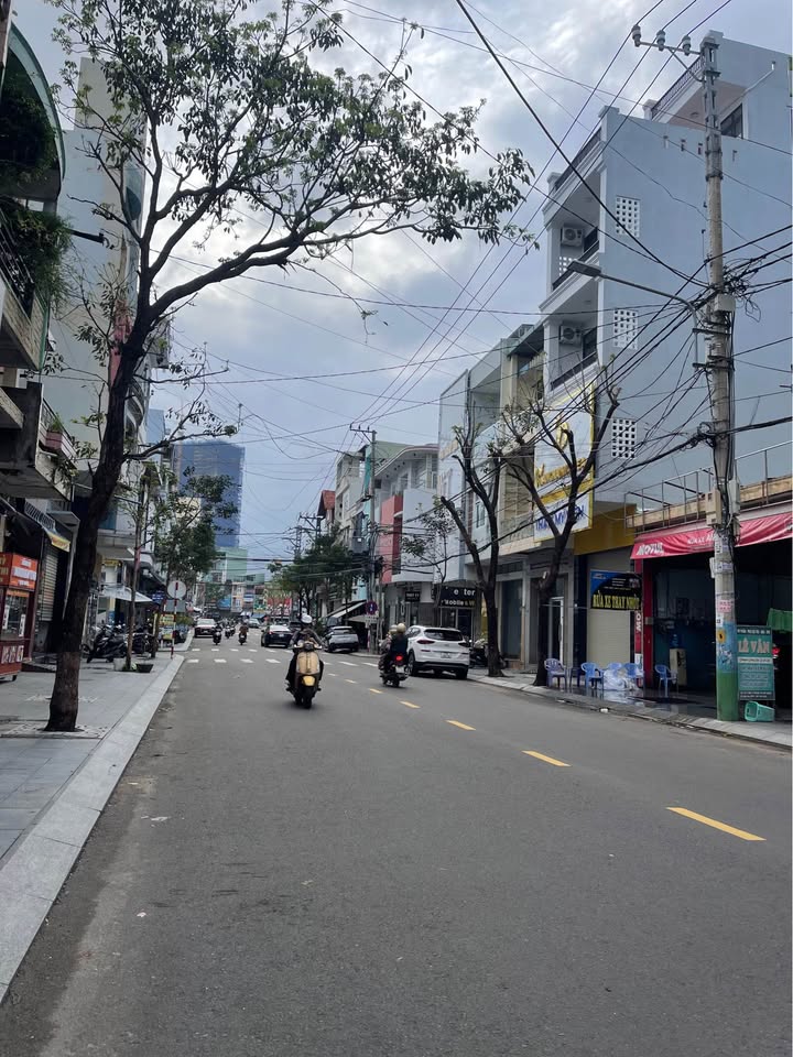 Nhà Mặt Tiền Kinh Doanh 2 Tầng Thị Nại Quy Nhơn 80m² giá 6.5 tỷ - Tiềm năng sinh lời cao!