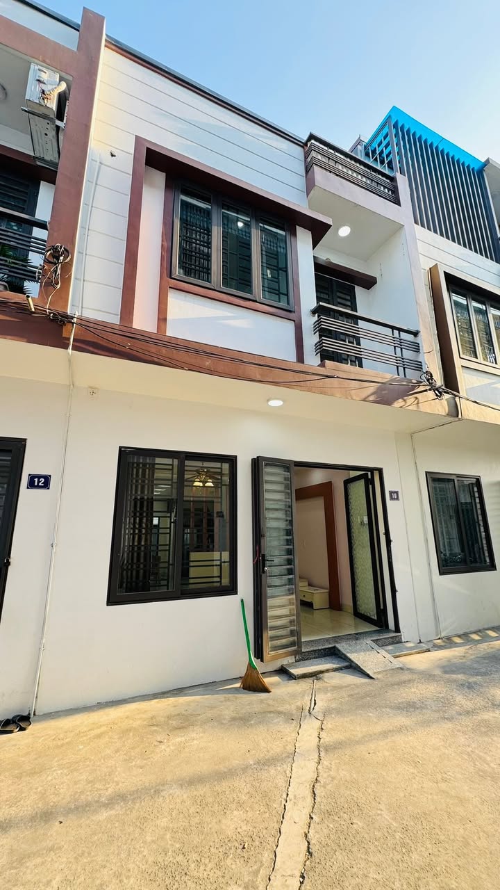 Nhà 2 tầng TDP Tự Lập, An Dương, 60m² giá 1.95 tỷ - Gần chợ Minh Kha, ô tô đỗ cửa!