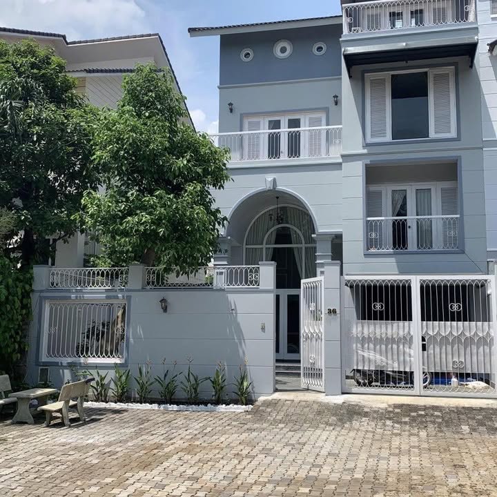 Biệt thự KDC Phú Mỹ Vạn Phát Hưng quận 7, diện tích 250m², giá 50 tỷ - Đang cho thuê 46 triệu/tháng