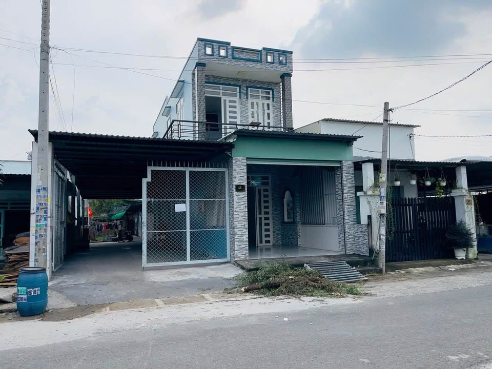 Nhà lầu 1 tầng + 5 phòng tại Củ Chi 378m² giá 7.9 tỷ - Đầu tư sinh lời ổn định!