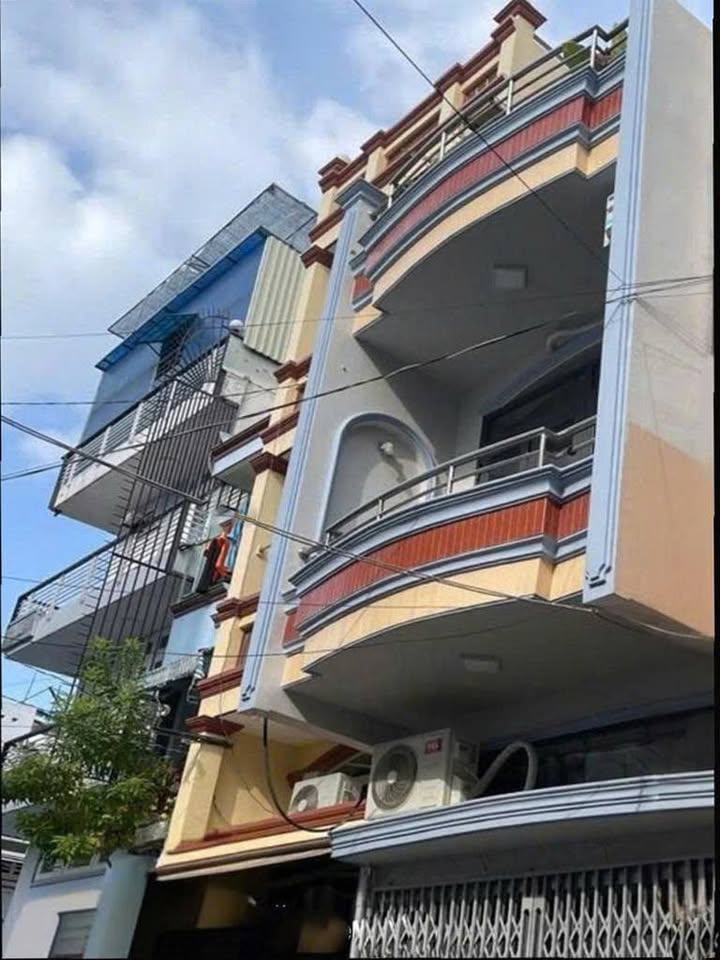 Nhà bán hẻm xe tải Lý Thường Kiệt, Tân Bình 30m² giá 6.5 tỷ - Tiện ích đầy đủ!