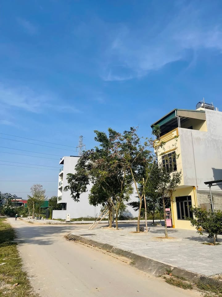 Lô đất đẹp MBQH 1606 Núi Long 90m² giá 3 tỷ - Đầu tư sinh lời ngay!