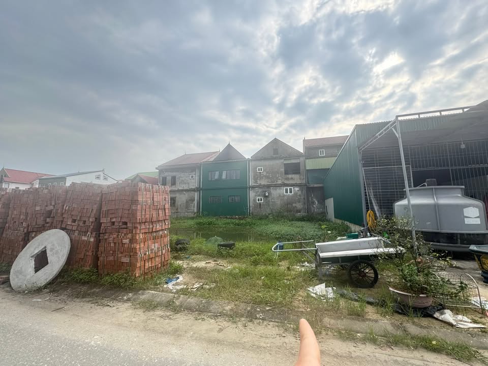 Đất nền khu dân cư Hà Huy Tập, TP Hà Tĩnh 160m² giá 5 tỷ - Đường quy hoạch rộng rãi!