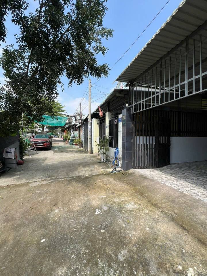 Nhà riêng Bình Chuẩn 120m² giá 2 tỷ - Sân phơi rộng rãi, ô tô vào tận nơi!