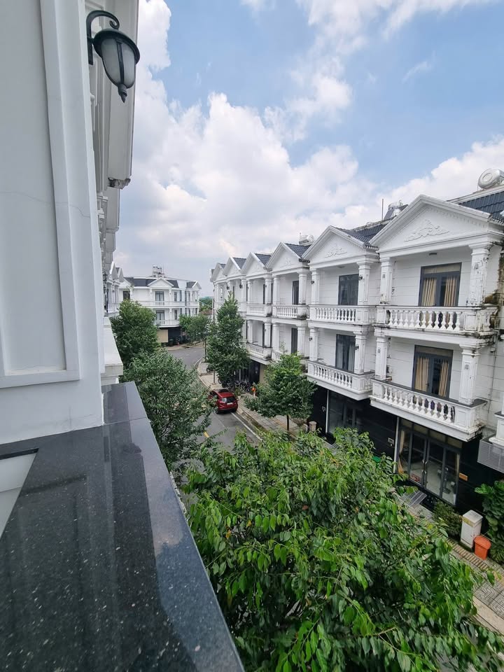 Nhà 3 tầng Khu An Phát, Lái Thiêu, 71.8m² giá 6.6 tỷ - Thiết kế hiện đại, 2 mặt tiền!