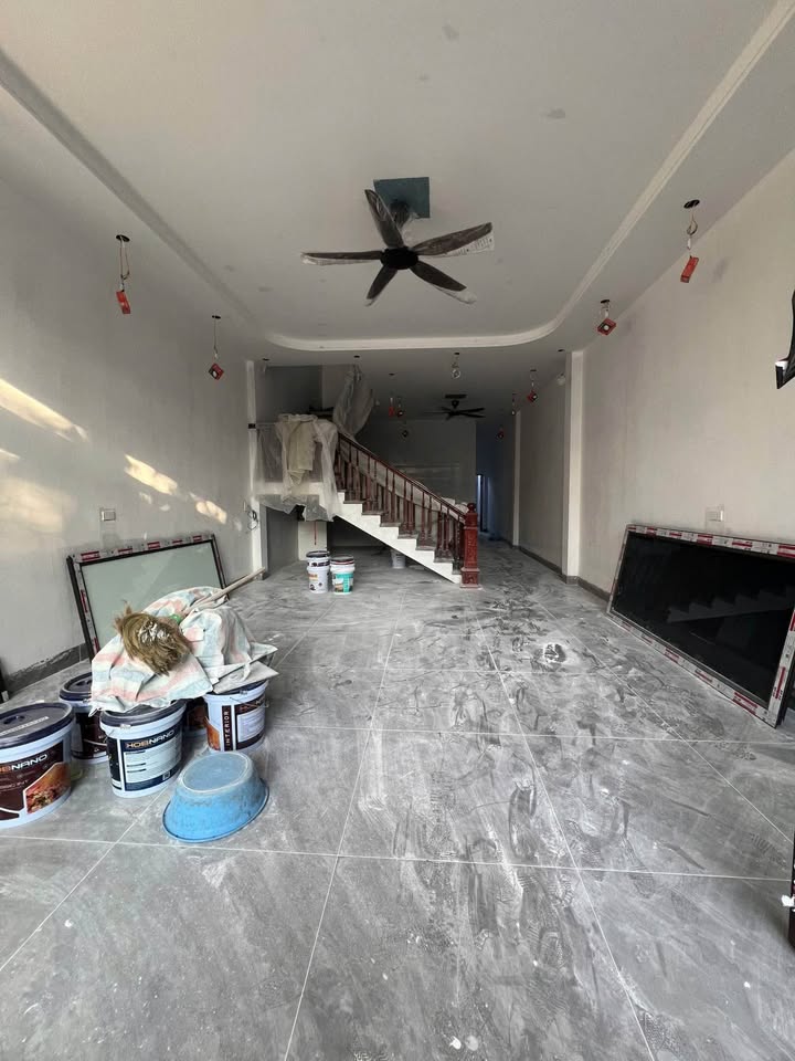 Nhà 2 tầng đổ mái kiên cố tại Đàm Quang Trung, Lào Cai - Giá 3 tỷ, thương lượng chính chủ!