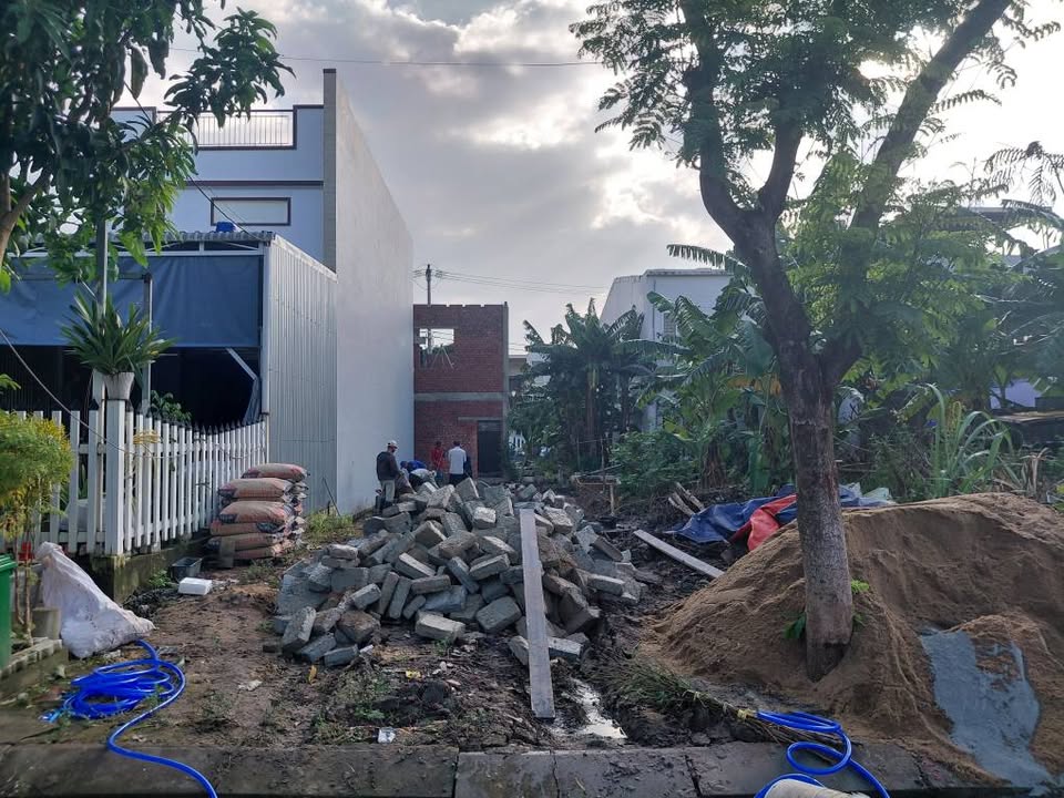 Đất nền Bờ Đằm 9, Hòa Xuân 100m² giá 3.28 tỷ - Sổ đỏ chính chủ, đầu tư sinh lời!