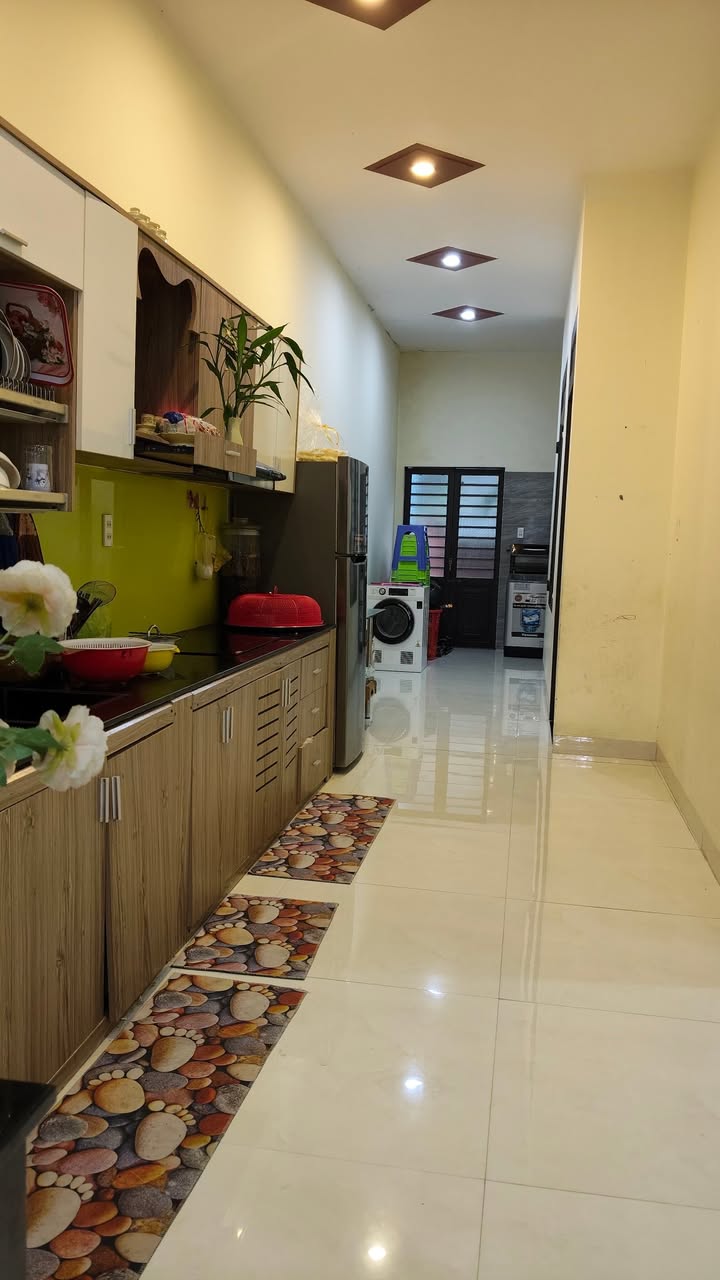 Nhà cấp 4 Trường Xuân, Tam Kỳ 120m² giá chỉ 2.39 tỷ - Ngập tràn ánh sáng!