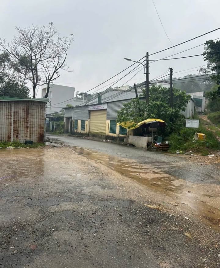 Đất mặt tiền đường Tam Thai, Huế 80m² - Cơ hội đầu tư tuyệt vời!