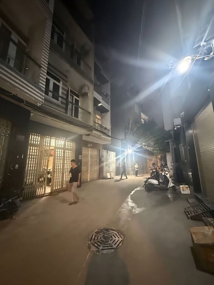 Nhà phố Tân Bình 55.9m² giá 6 tỷ - Tiện xây mới, hẻm thông thoáng!