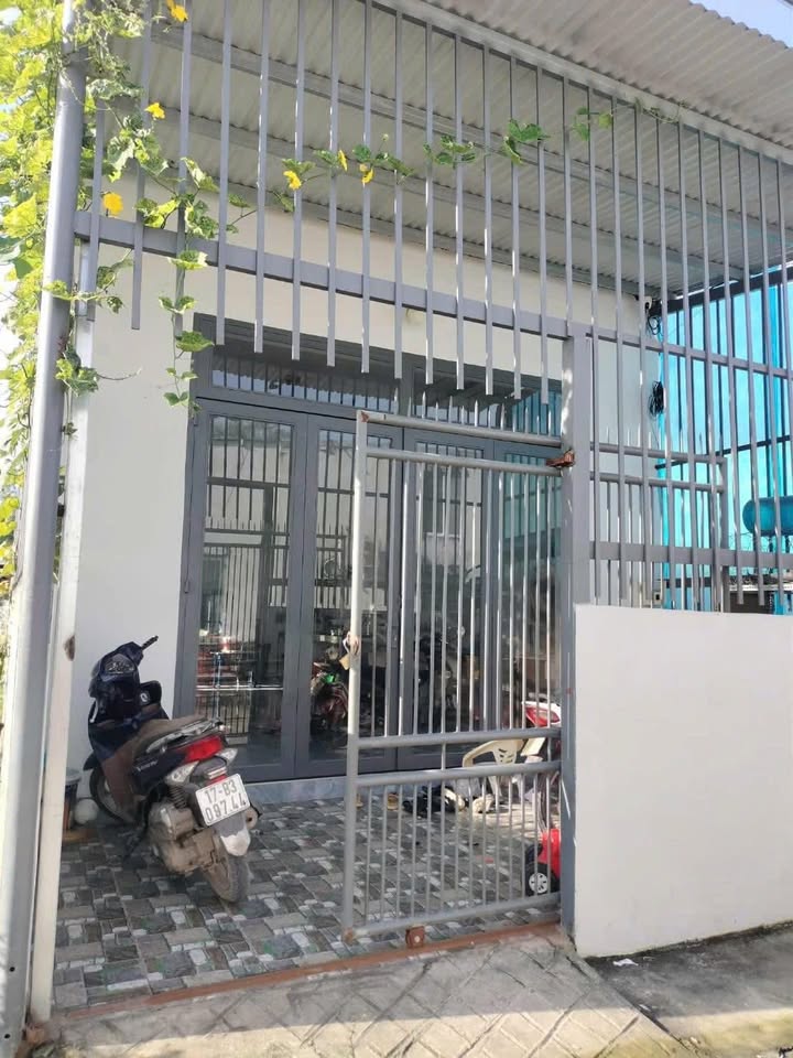 Nhà cấp 4 Trảng Bom 125m² giá 999 triệu - Tiện nghi và thoáng mát!