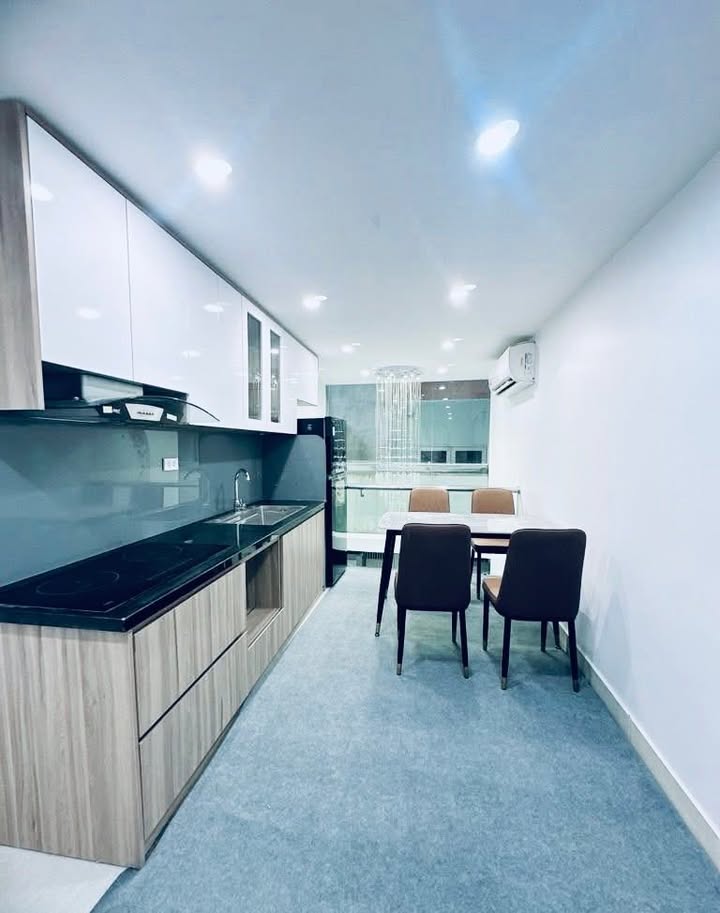 Nhà 6 tầng Tô Hoàng, Bạch Mai 25m² giá 6 tỷ - Sổ đỏ chính chủ!