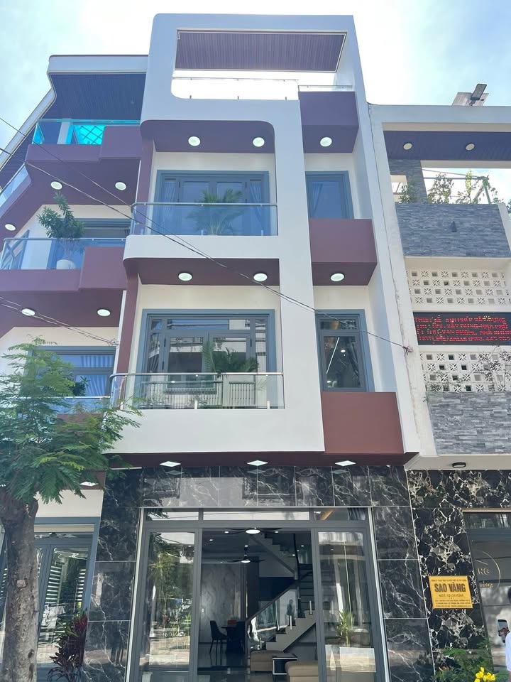 Nhà phố Thuận Giao, Thuận An 80m² giá 6.7 tỷ - Full nội thất, tiện nghi đẳng cấp!