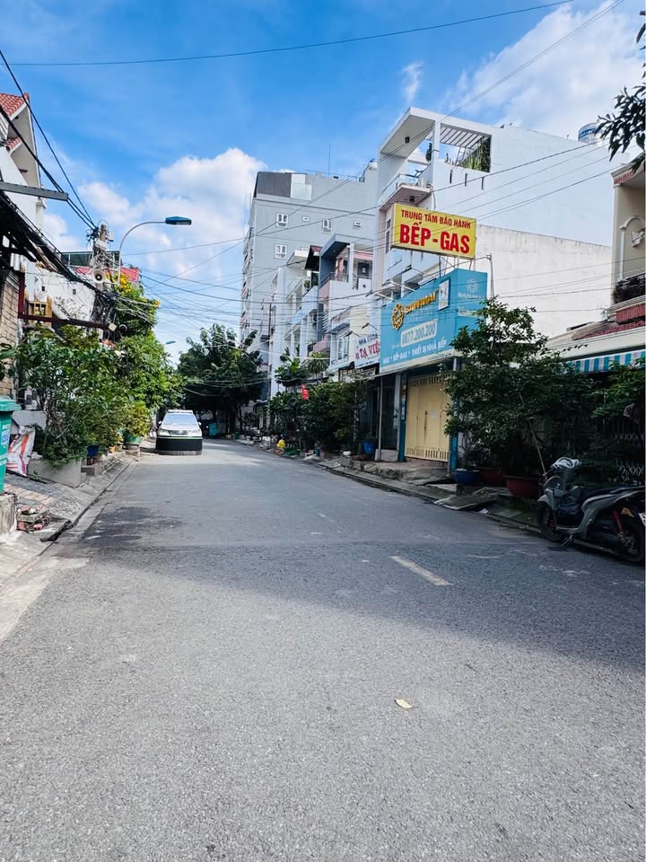 Bán đất mặt tiền đường Tân Quy, quận 7, 84m² giá chỉ 12 tỷ - Cơ hội đầu tư hấp dẫn!
