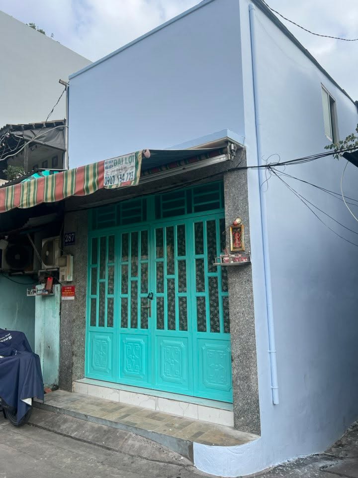 Nhà mặt tiền đường Ụ Cây, quận 8, 18m² giá 2.38 tỷ - Chính chủ, sổ hồng riêng!