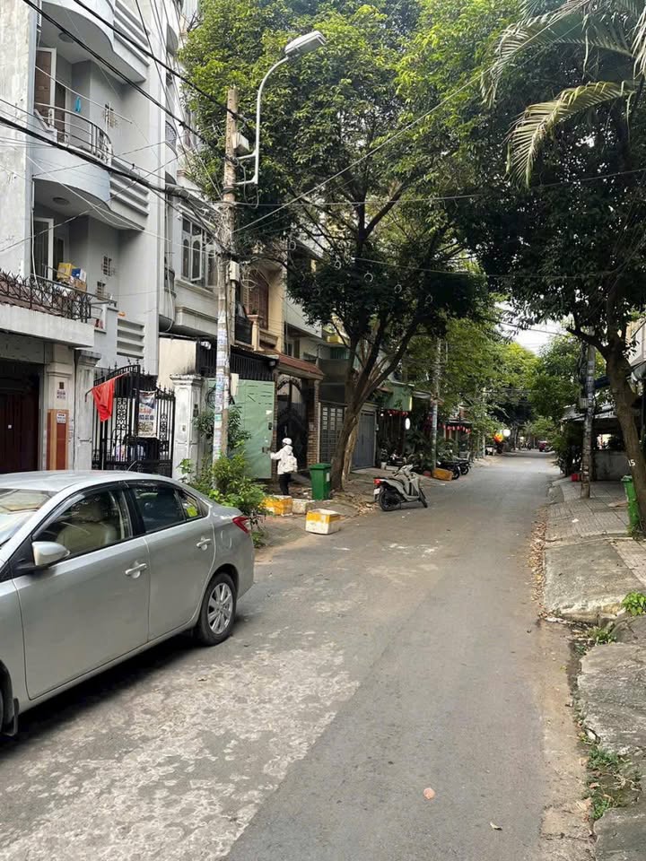 Nhà phố hẻm 8m Bình Thạnh 72m² giá 15 tỷ - Kinh doanh sầm uất, tiện nghi đỉnh cao!