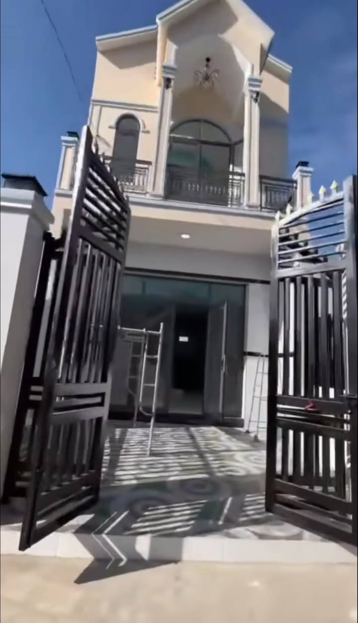 Nhà bán tại Long Hiệp, Bến Lức 100m² giá 1.7 tỷ - Sổ hồng chính chủ!