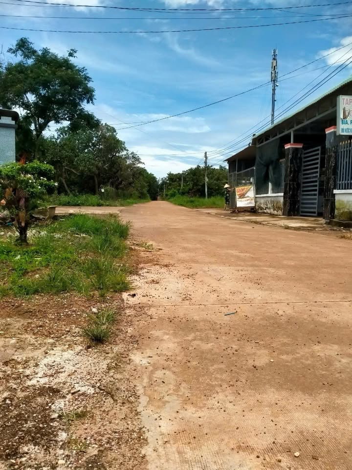 Đất nền Tân Xuân 500m² giá 890 triệu - Sổ đỏ chính chủ!