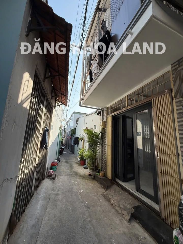 Nhà phố Thủ Đức 24.2m² giá chỉ 3.4 tỷ - Nhà sạch đẹp ở ngay!