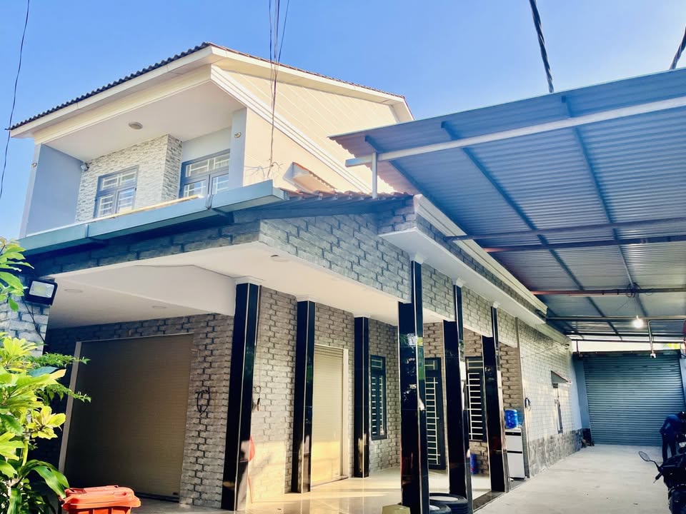 Nhà xưởng Hóc Môn 880m² giá thỏa thuận - Đầu tư sinh lời ngay!