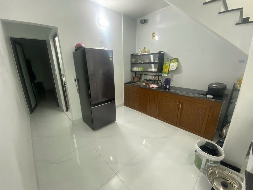 Nhà 1,5 tầng ngõ phố Lý Quốc Bảo 49m² giá 2,1 tỷ - Chỉ cần xách vali vào ở ngay!