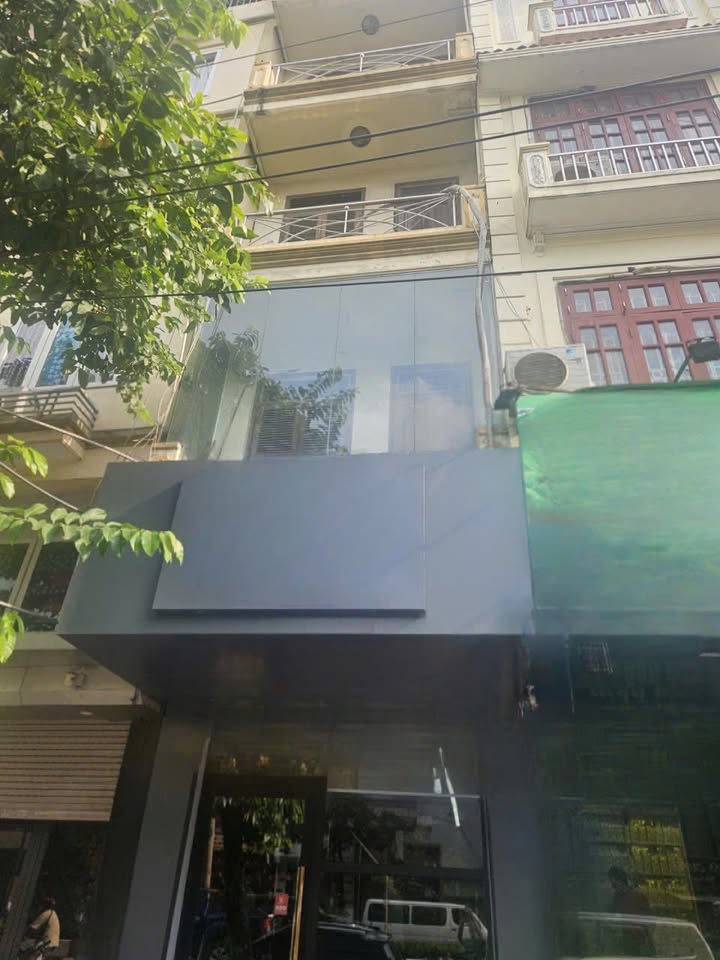 Nhà mặt phố Kim Mã, Ba Đình, 40m² giá 35 triệu - Kinh doanh sầm uất!