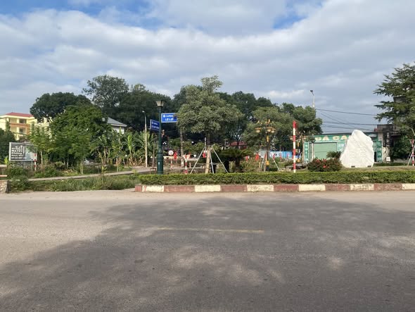 Đất nền Yên Mỹ Lạng Giang 90m² giá thỏa thuận - Vị trí đẹp gần trường học