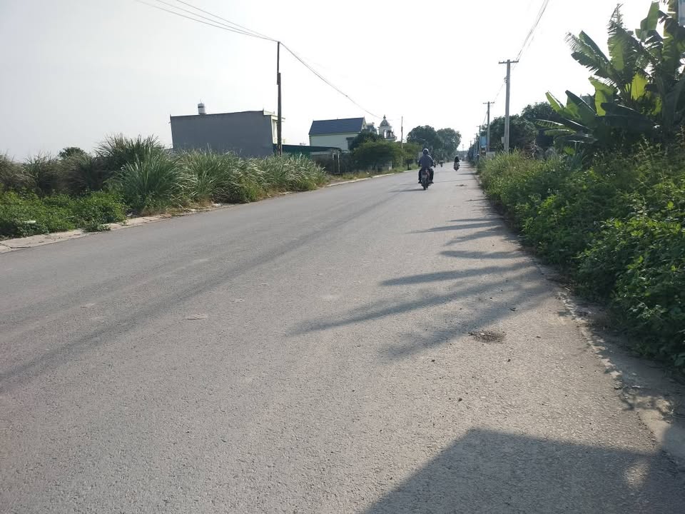 Đất nền Liền kề Quảng Hòa 300m² giá chỉ 1 tỷ - Vị trí đắc địa cho kinh doanh!