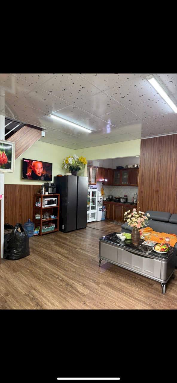 Nhà 2 mặt tiền Đà Lạt 90m² giá 1.35 tỷ - Sổ hồng chính chủ, cần bán gấp!