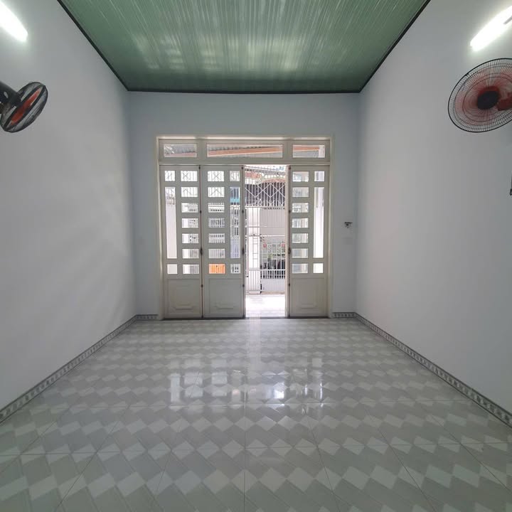 Nhà hẻm Nơ Trang Gưh, Buôn Ma Thuột 103m² giá 1.98 tỷ - Tiện ích đầy đủ, ở ngay!