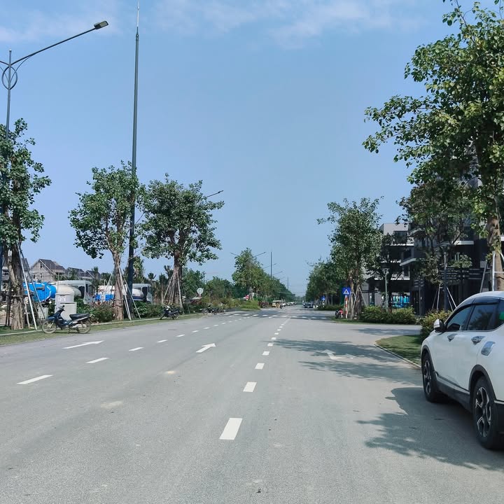 Nhà phố Ecopark Vinh 108m² giá 8 tỷ - Đầu tư sinh lời tại thành phố xanh nhất Việt Nam!