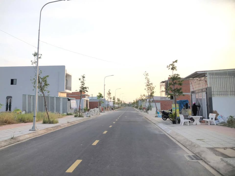 Đất nền đường 13, phường 4, Hậu Giang 101.2m² giá chỉ 680 triệu - Cơ hội đầu tư tuyệt vời!